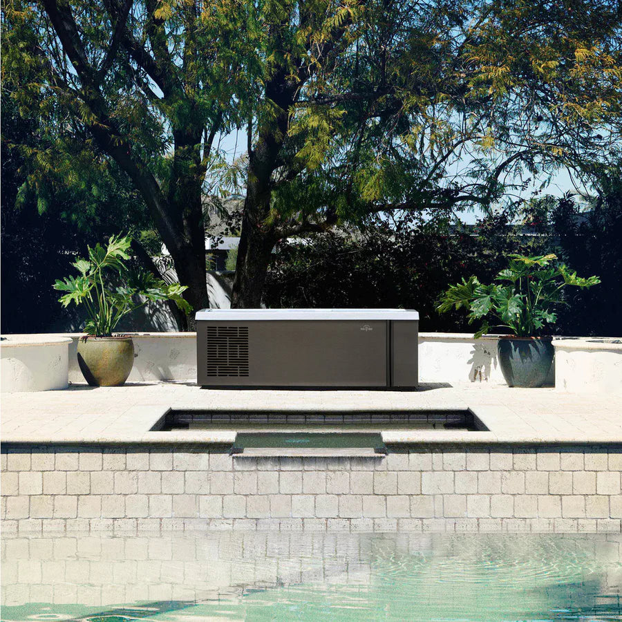 Valaris Glacier: Hot Tub + Cold Tub