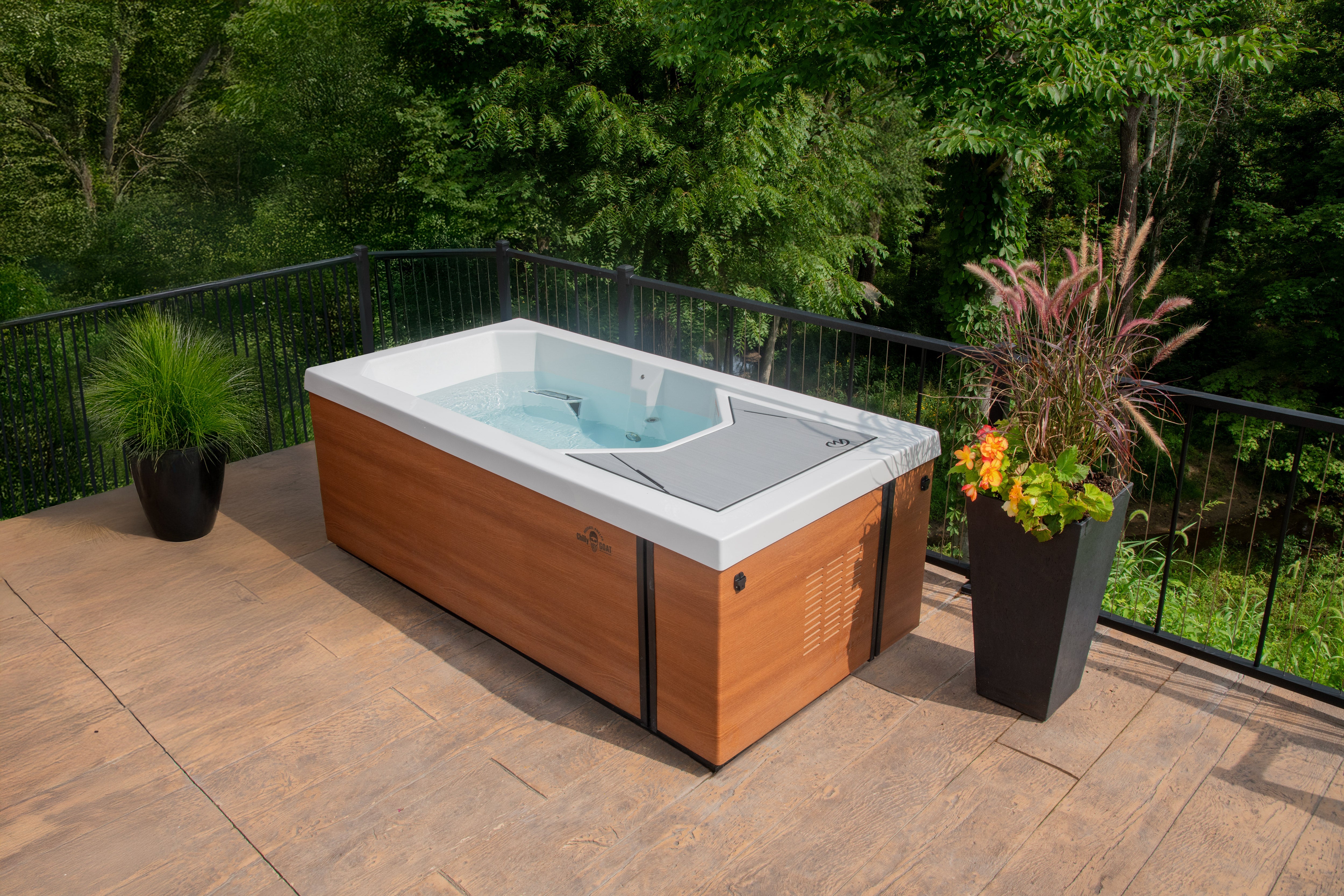 Chilly GOAT vs. BlueCube: Which cold tub is right for you?